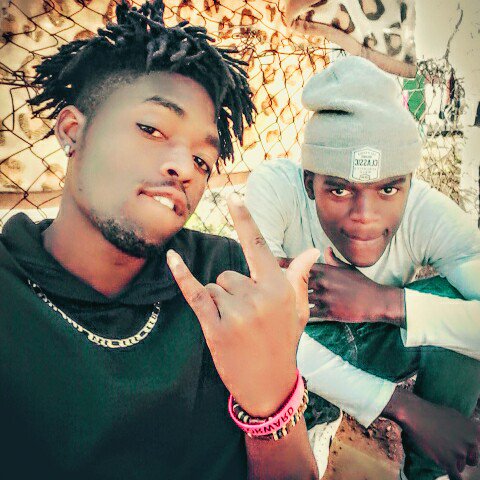 Tumiso33052836's tweet image. #NewProfilePic down here along with #smokee