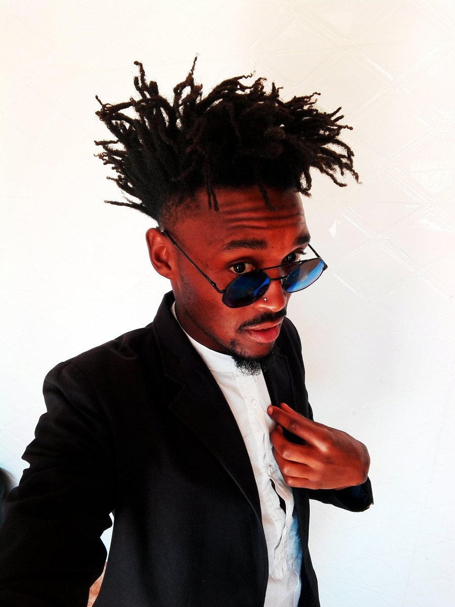 Cassiie_Sky's tweet image. Today after a very long time I decided to go to church 📖😇. I have a feeling this will be a very great week😍👏.
Your 👉 #ThreadLord