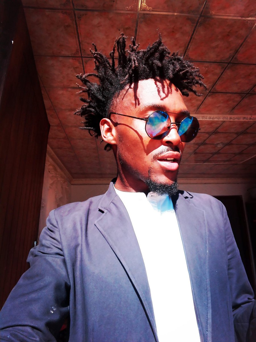 Cassiie_Sky's tweet image. Today after a very long time I decided to go to church 📖😇. I have a feeling this will be a very great week😍👏.
Your 👉 #ThreadLord