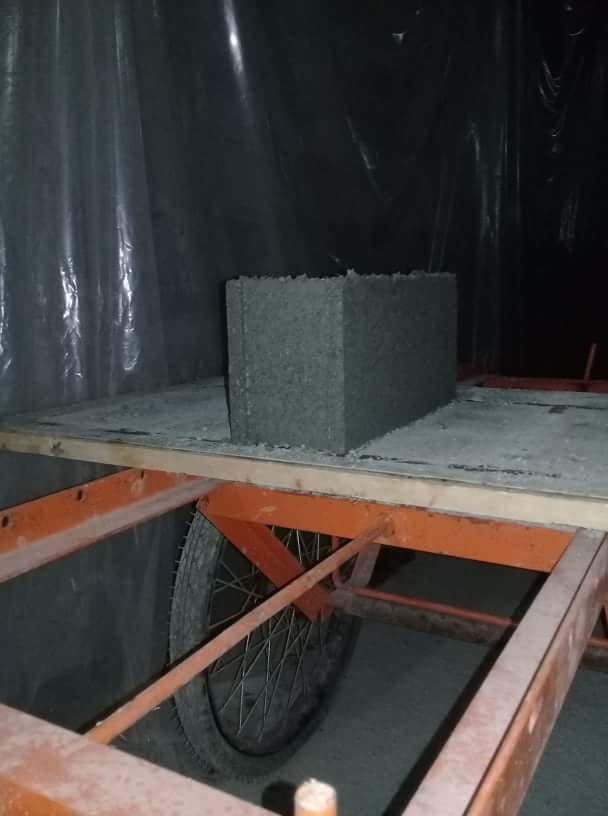 MalouNassima's tweet photo. Pour tout besoin en 
parpaing plein  de  15 x 20 x 40
Parpaings creux de : 
10x20x40 
15x20x40
20x20x40
N'hésitez pas à nous contacter aux adresses mail suivantes : 
nassima_malou@yahoo.fr 
malou.lakhdar@yahoo.fr https://t.co/Rc3YO1IsuA