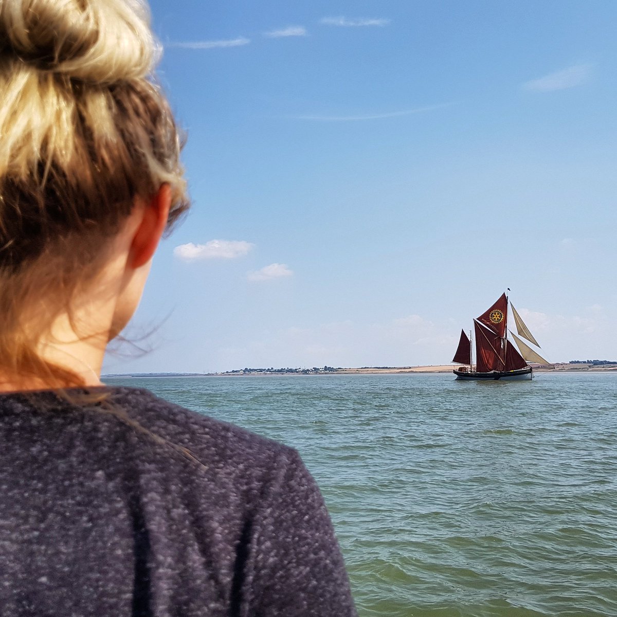 MeadeJordan's tweet photo. Had so much fun at the Thames Barge Match yesterday. #Gravesend #BargeMatch #RiverThames https://t.co/VfDqinUF8u