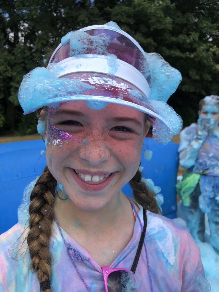 musgrave6's tweet photo. Bubble rush fun ❤️💜💚💛💙🧡
@BarnsleyHospice @bubblerush5k @farren05889648 https://t.co/Pgtur6NguF