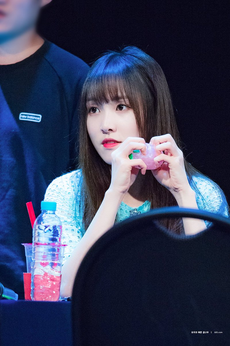 170923 유주
#여자친구 #유주 #gfriend <a href="/GFRDofficial/">여자친구 GFRIEND</a>
