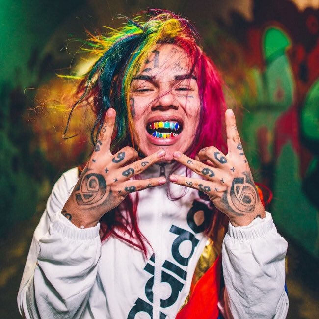 Swtchlikefagz's tweet photo. #FEFE 🌈🦄 Video drops today at 

3pm Est/12pm Pst https://t.co/gDq0xI0p4b