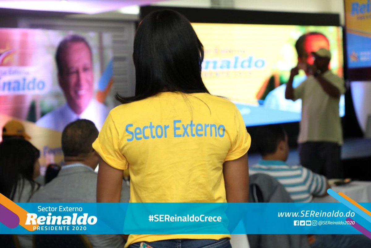 soysereinaldo's tweet photo. Al @sereinaldo2020 se unen los jóvenes porque saben que la esperanza de continuar lo bueno en RD se encuentra en las manos de @reinaldopared. #SeReinaldoCrece https://t.co/2MhIHdRGL3