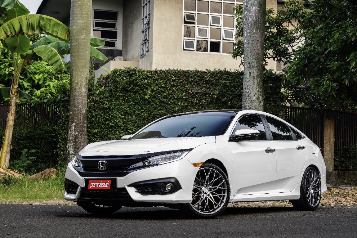 guxinxin's tweet photo. Face Wheels | Flow Form Wheels
19inch Gunmetal machined face FF72 & Honda Civic
#facewheels #facewheelsdesign #flowform #ff72 #honda #hondacivic #tuning #performance #cars #automotive #carswithoutlimits #carparts #carshow #carofinstagram #permaisuri https://t.co/oLziuem8cs