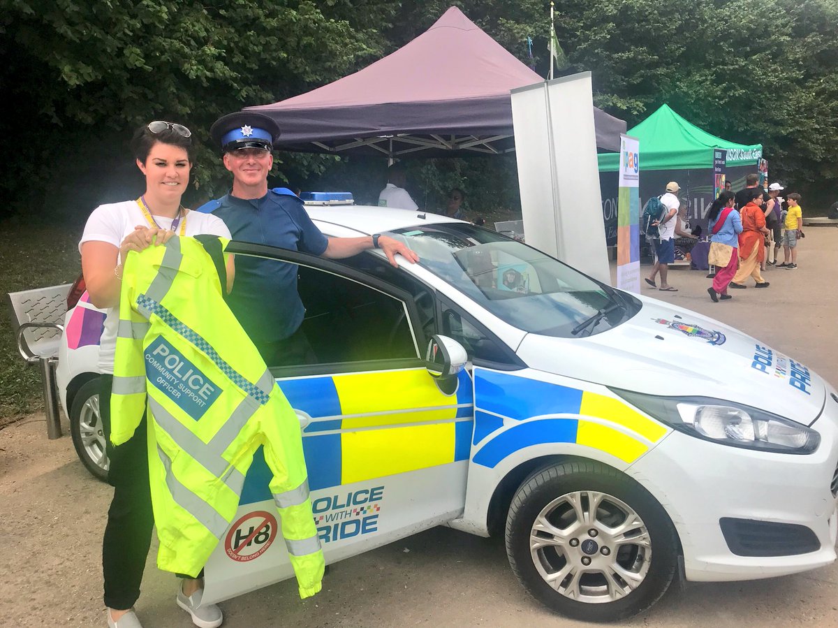 #communityliaisonofficer and #localpcso at the #maidstonemela <a href="/MaidstoneMela/">Maidstone Mela</a> with the #policingwithpride vehicle #morethanabadge <a href="/kent_police/">Kent Police (UK)</a> @KentPoliceDandI
