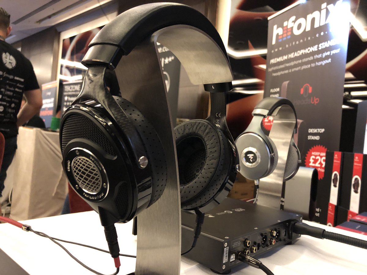 Focal_UK's tweet photo. Some fetching choices at the @hifonixaudio booth this year for #CanJam2018 😉🎧 #listenbeyond #listenlikeneverbefore #focalutopia #focalclear https://t.co/jzXIuJwHu9