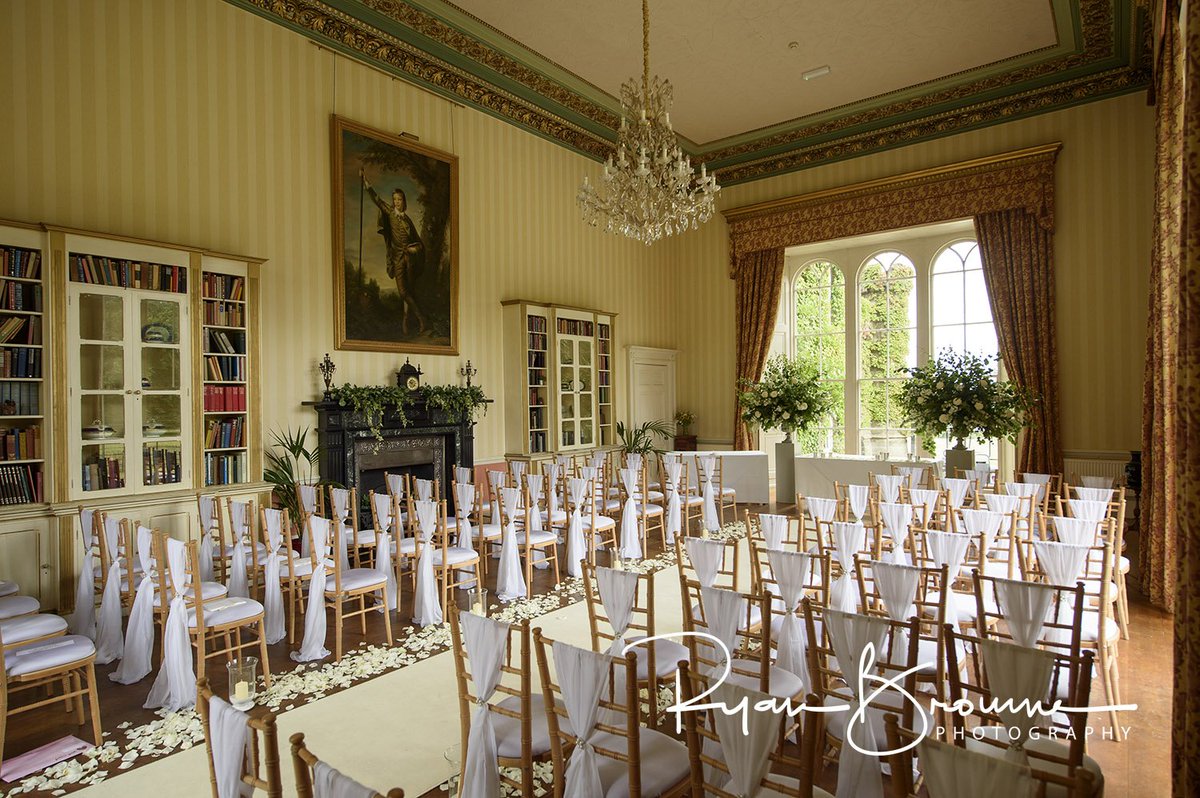 RyanBPhoto's tweet photo. Beautiful styling and flowers by 2 of Yorkshires best @HartCoFlowers and @ambienceHGT @swintonestate yesterday @Swintonweddings #swintonpark #wedding #weddings #flowers #styling https://t.co/2IJQ2Qaj5l