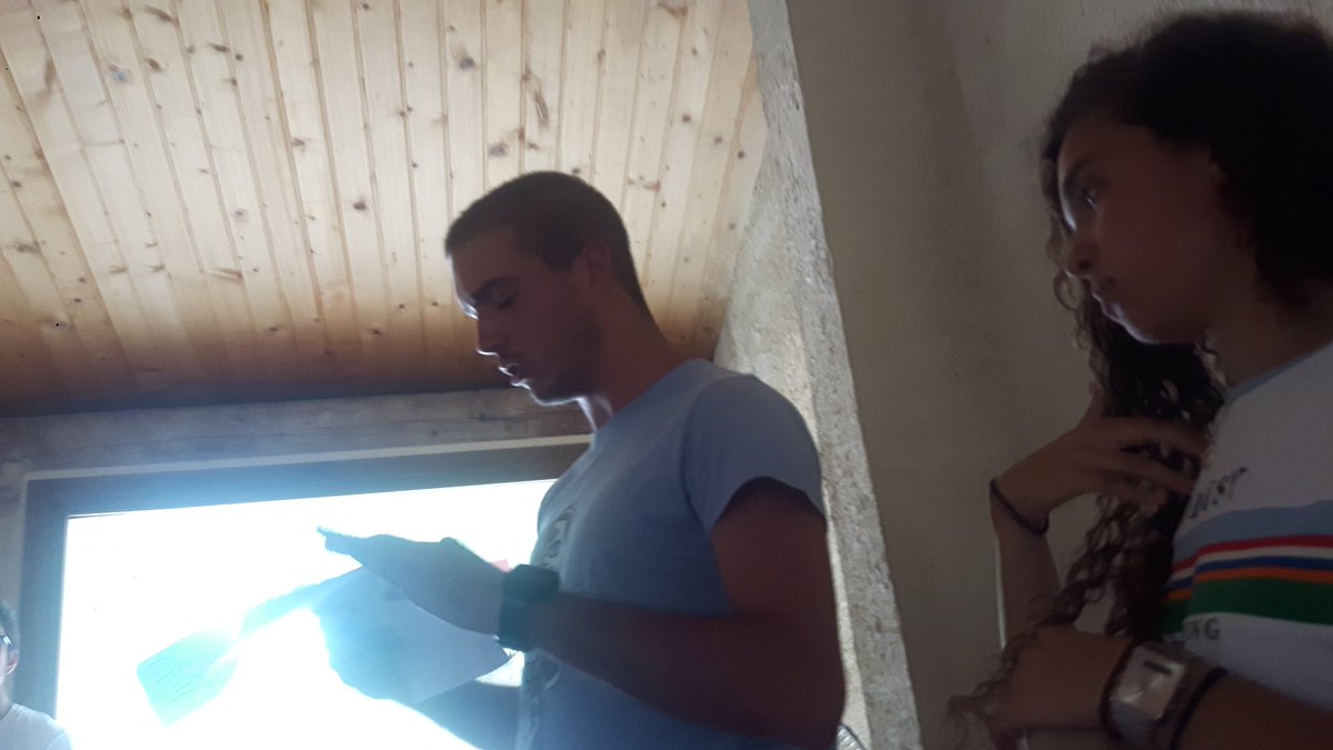 convimarcha's tweet image. Celebrando la Eucaristía en torno a la mesa como Familia Marista, agradeciendo las huellas de Dios en nuestras vidas. 3/4 @GVXAlicante @GVXMurcia @MaristasCt @GVXvalencia @GVXMediterranea