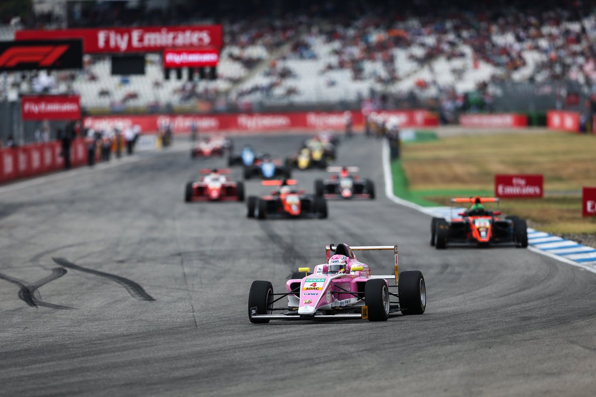 NiklasKruetten's tweet photo. Good race today: P21 ➡️ P9
Important points for the rookie championship ✔️
It's been a special weekend at the #F1 #GermanGP! Thanks to all the spectators - AWESOME!
#MückeMotorsport #BWT #addmotorsport #ADACF4 #ADACFormula4 #ADACFormel4 #F4 #Hockenheim #Hockenheimring https://t.co/F1UeYBUWXm