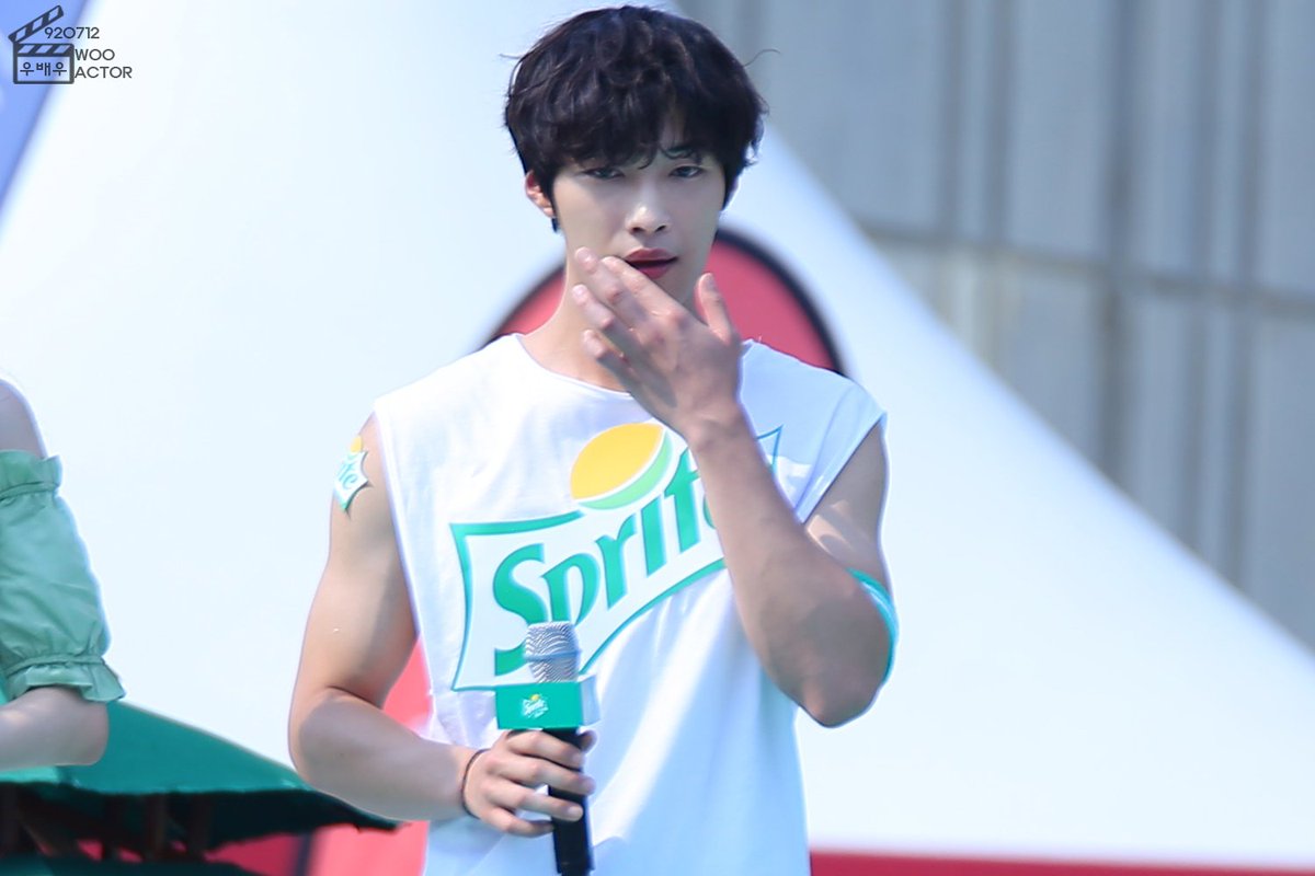 woo_actor's tweet photo. 180721 워터밤 at 스프라이트 아일랜드
#우도환 #woodohwan https://t.co/ssXtiwyElB
