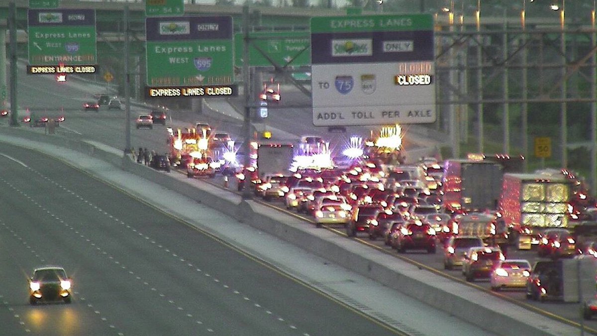 2 hurt after 3-car crash along Florida's Turnpike in Davie bit.ly/2Lsnbmp https://t.co/9krfcQ9Hjz