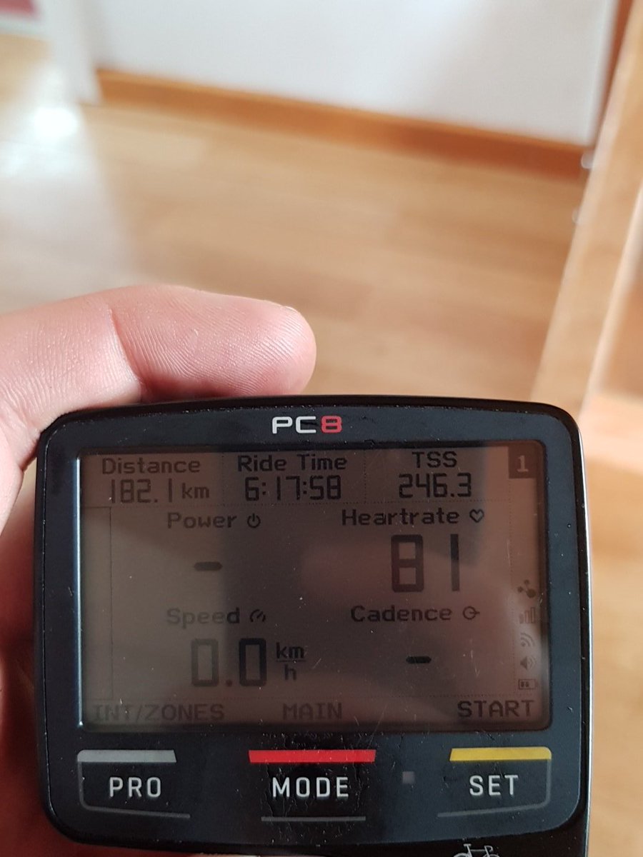 retoamueller's tweet photo. That's a good sunday: 6h spent riding on my own around black forest, some of the nicest roads there are. #cyclistsparadise #sundayride #soloadventure https://t.co/8dm39rXYJa