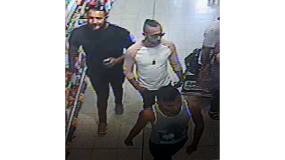 3-year-old boy seriously injured in suspected acid attack bit.ly/2mAEu6R https://t.co/m26wJivPyV