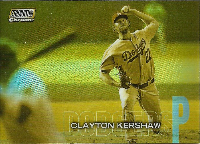 HfxCards's tweet photo. My third box of #2018StadiumClub has been ripped and I pulled my first variation, Chrome Gold Mint and #'d Rainbow Foil. #ShowUsYourHits #Ohtani https://t.co/dY55vrGb7m https://t.co/7W1y9EMX66