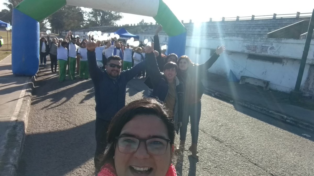 Yanina__M's tweet photo. Con todo el equipo de la #SauSos de la @MuniSMTucuman esperamos la largada de la #MaratonIndependencia 
🏃🏾‍♀🏃🏽‍♂💪🏾 Una gran fiesta deportiva y familiar ! #PuntoDeAliento https://t.co/4Dcbam8svf