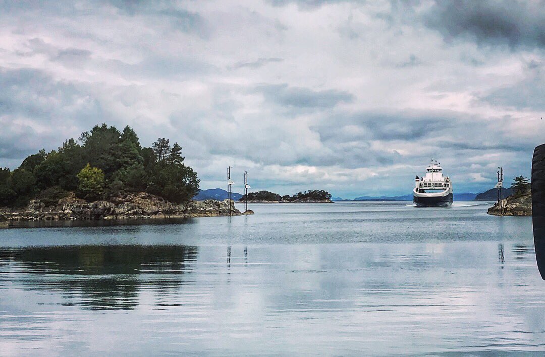 🇳🇴 BERGEN!! 🏁
74 days, 3700-ish miles (need to add them up!), 8 countries and 27 ferries - it is DONE 🎉🚵‍♀️

🙏🏻THANK YOU for all of the support. It kept me going &amp; it means the world to me that I got to share this journey with you all 💚 We did it 🙌🏻 #GreatNorthRide