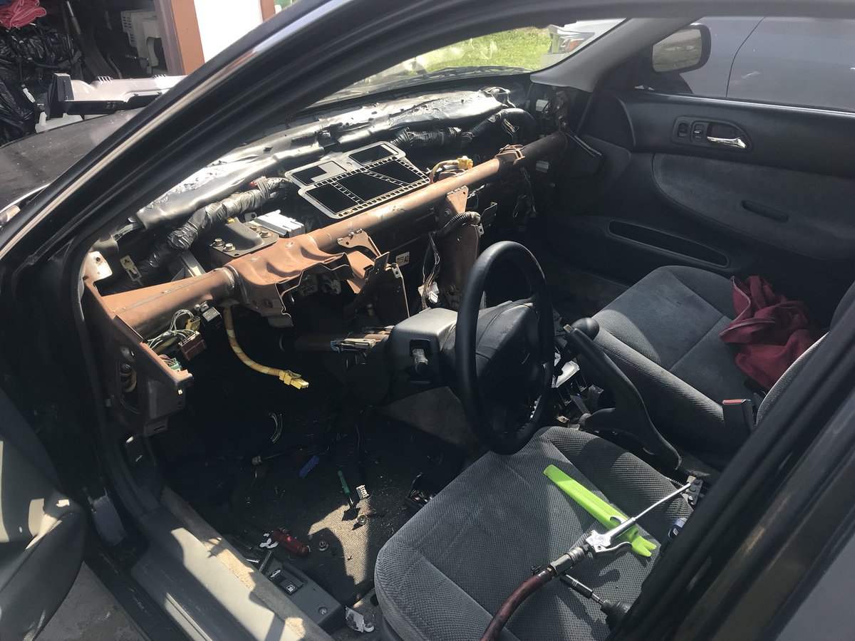ABHPIC's tweet photo. Dash is out now to clean it and  put new vent foam in. https://t.co/lItI1hf2Fh