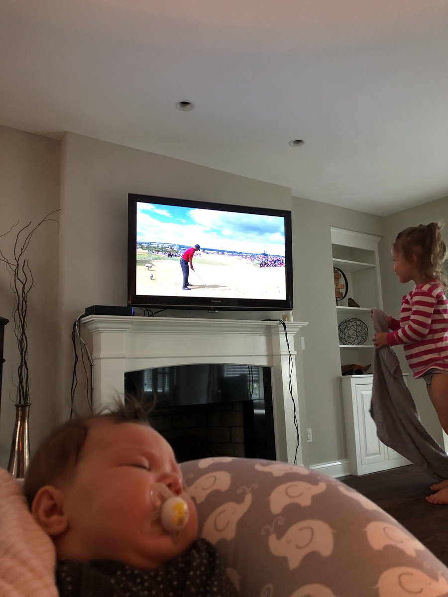 I told Maze we were on #tigerwatch this morning and she’s all in! Iz taking a quick cat nap (dad joke) but she’ll be up for the back nine. Great morning over here