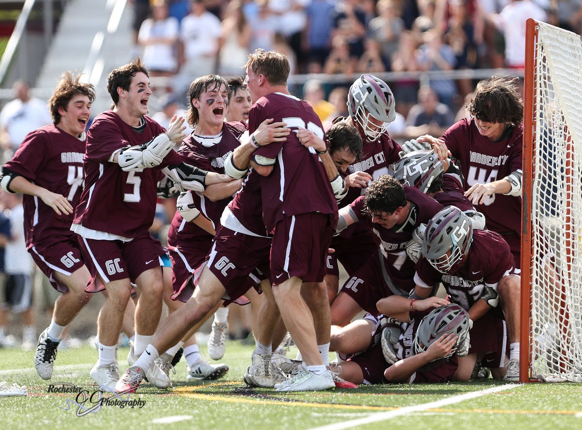 rochesterphotos's tweet image. #Lacrosse Photo Gallery @NYSPHSAA @Garden_City_HS vs. @VictorLacrosse #ClassA #StateFinal @VictorBLDevils @MaxPrepsPR maxpreps.com/photo/thumbnai…
