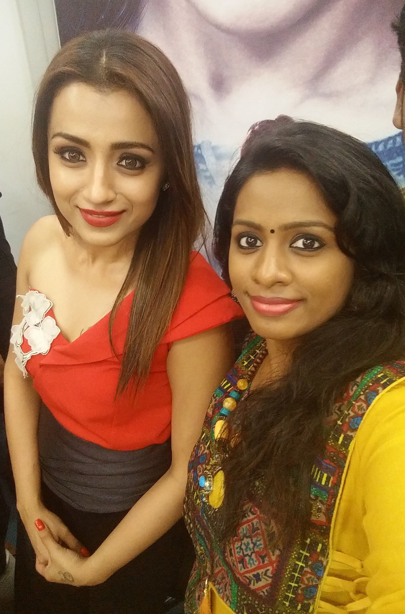 DitwKIpV4AAfRqE?format=jpg&name=large