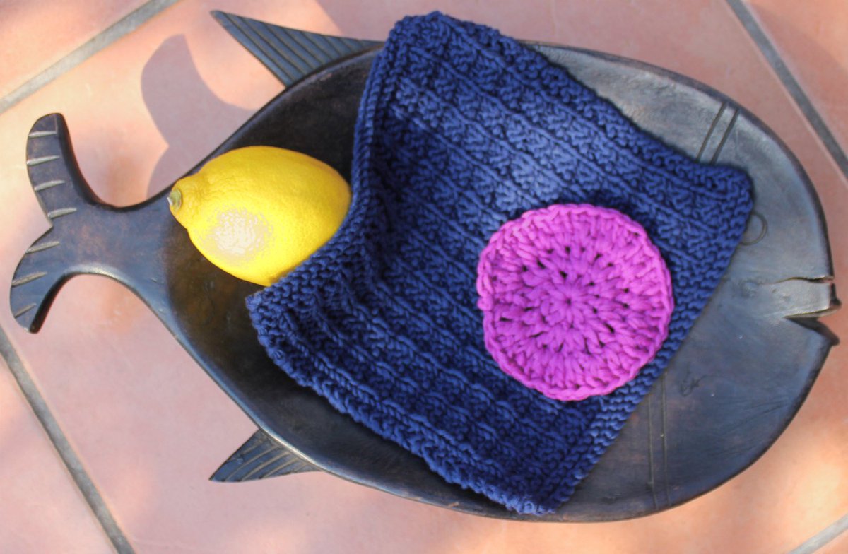 kennainafrica's tweet photo. Hand knitted wash cloths , Cotton face cloth , Face scrubbies , Absorbent wash cloth , Spa face cloth , Hostess gift , Bridal gift . https://t.co/yJbtm55TZF #Etsy #KennaInAfrica #Handmade #KitchenCloth https://t.co/Mn86WuabTv