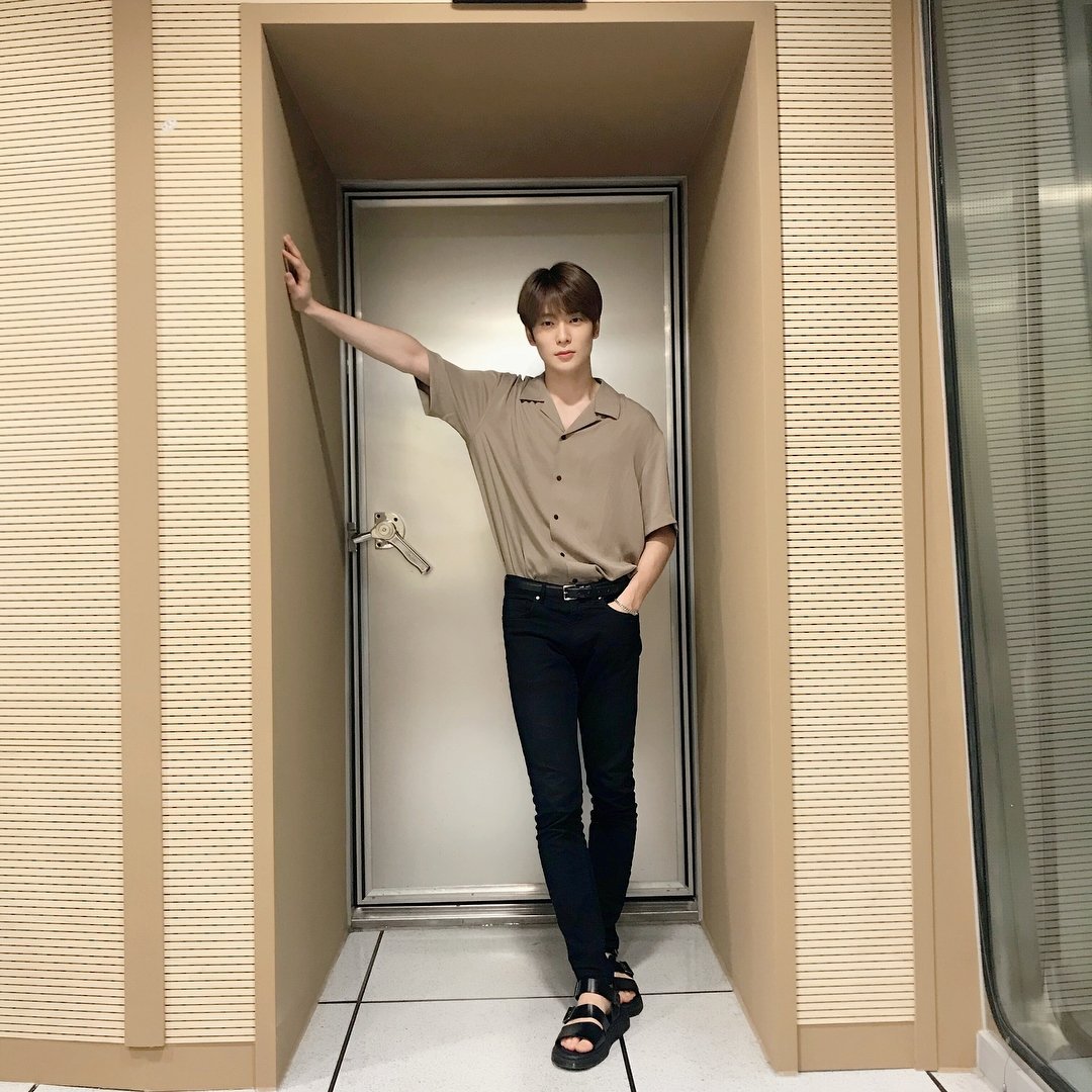 neocultthings's tweet image. Johnny and Jaehyun serving us boyfriend looks everyday. We are so blessed 💯💯💯