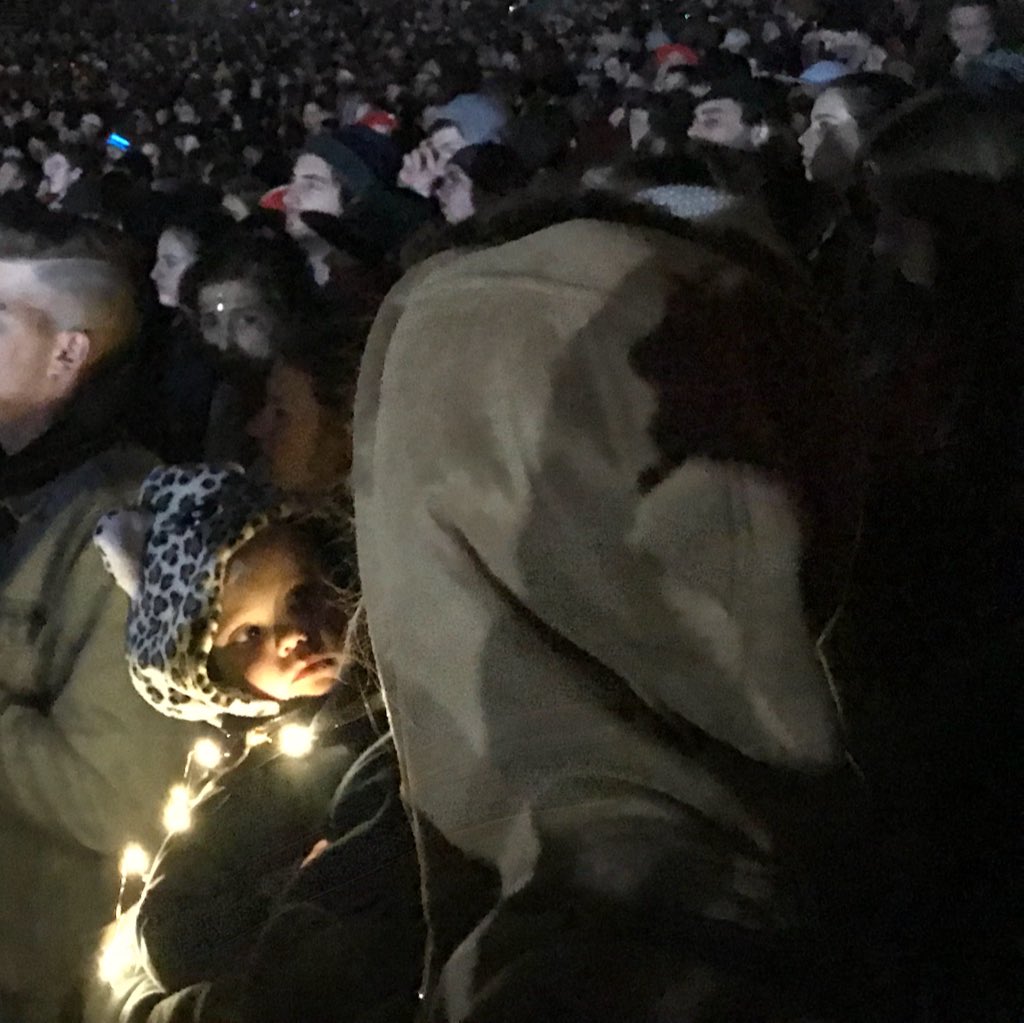heybriannamay's tweet photo. When you gave birth in May but have #Splendour2018 in July. https://t.co/Y268aAttSZ