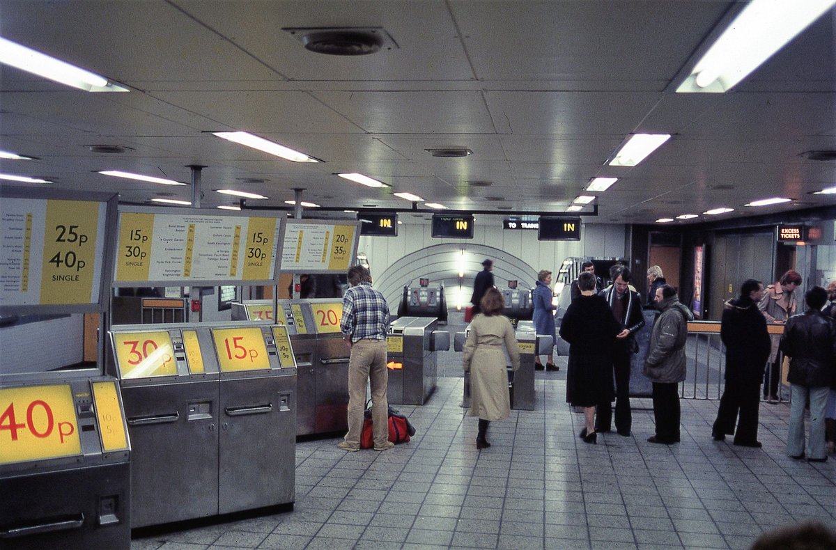 The Victoria Line's really big 50th birthday! #2 Diu0FTVVAAATlNO - The Victoria Line's really big 50th birthday! #2