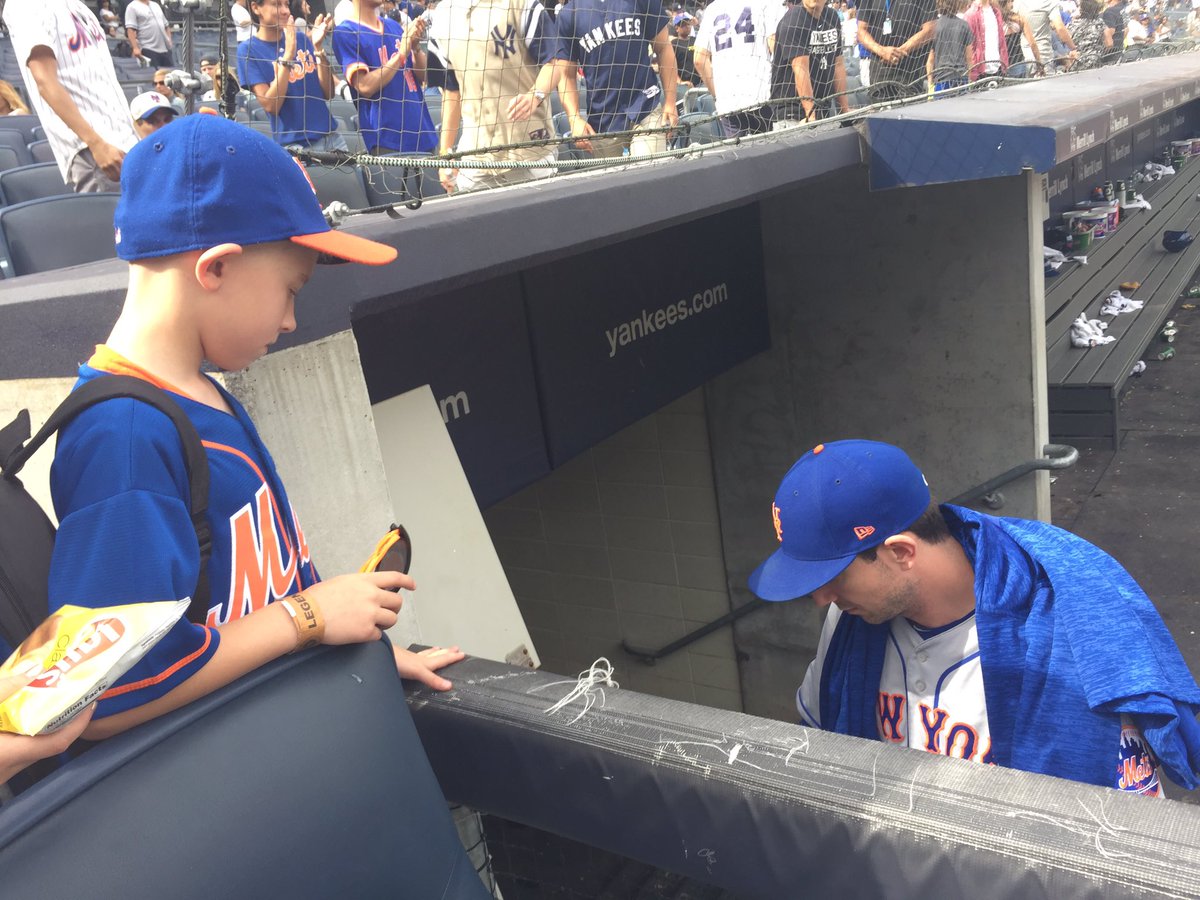 timothygalligan's tweet photo. Thank you @jerryblevins for making my sons day. He is the lone Mets fan in a Yankees household. You were the only NY Met to stop and interact with him all game. Well done and thank you! @Mets https://t.co/U2BK81A00Z