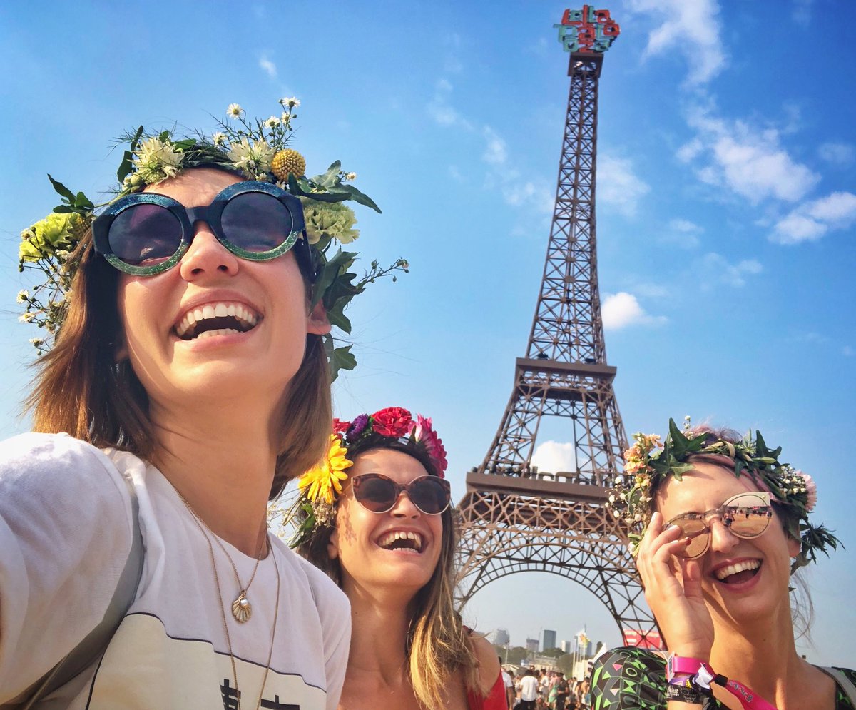 Les égéries Andros au <a href="/lollapaloozafr/">Lollapalooza Paris</a> #compote 🎉