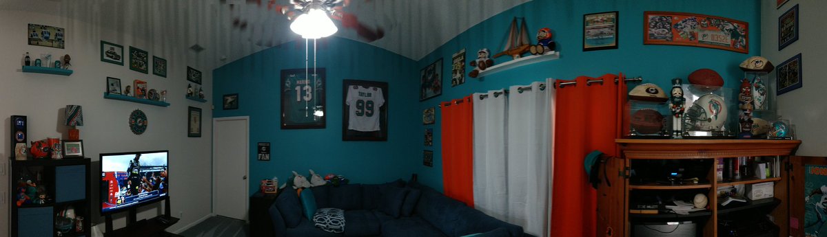 1stevehallett's tweet photo. Spent our day getting our #FinCave finished. A couple more things to do but we're stoked about it @MiamiDolphins
@Dolfandoll https://t.co/EAEdn5f7RT