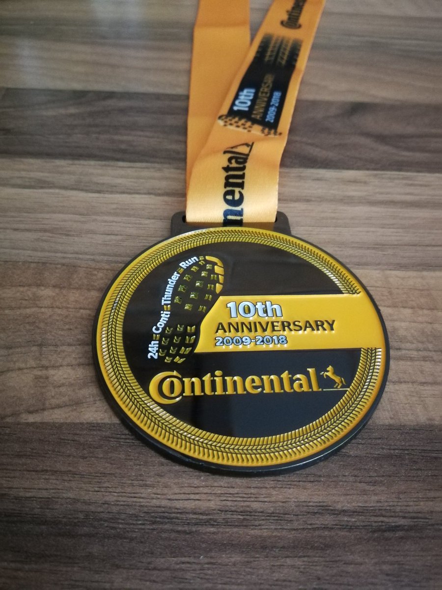 cpgilmartin's tweet photo. TR24 completed #thunderrun2018 #getyourgrip ... loved playing my small part in this epic team 💪 26laps/ 10k loops in 24 hours. 😌🍾#nottinghamthundercats https://t.co/pKc4hsPK7U
