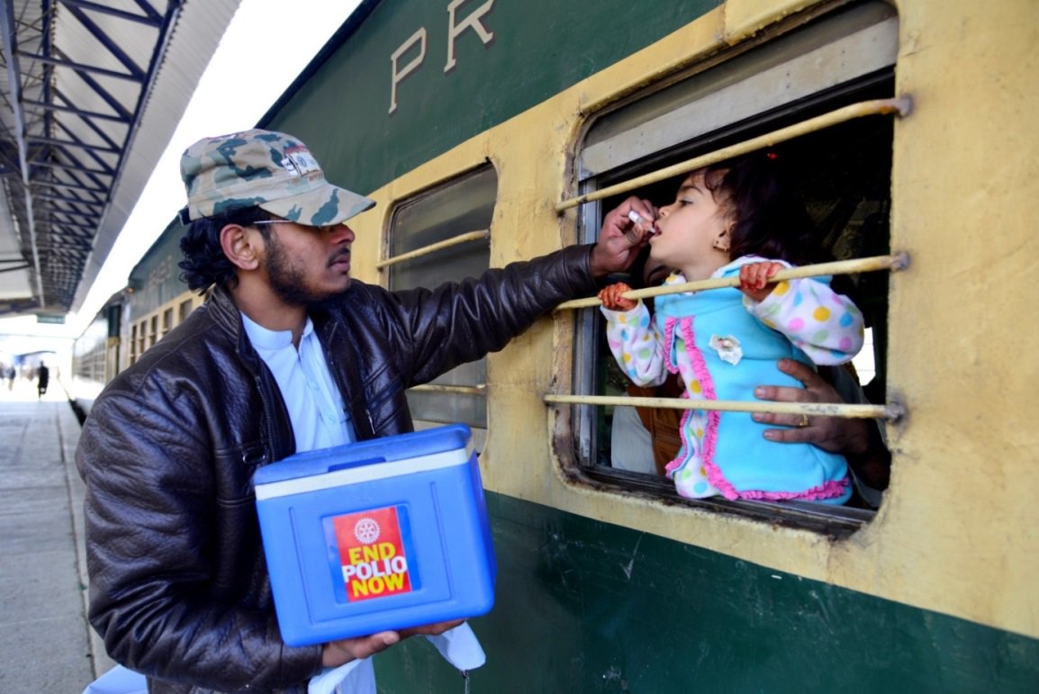 Rotary's tweet image. Twenty-four million children were immunized against polio in Pakistan during immunization campaigns in May. #endpolio
