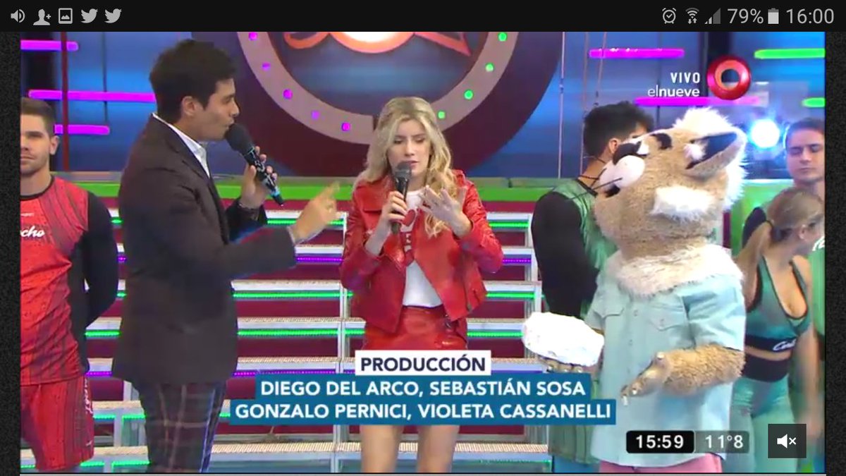 maribrune2014's tweet photo. Arrancooo!!! Este Domingo De @combatearg Con Todo 😎👊🎉
Junto A Los Mejores @laufer4 @juani_martinez . 
Prendete Al 9 📺 Hasta Las 20:00hs* ❤💚
#combatefavorito https://t.co/FNe1gij1X7