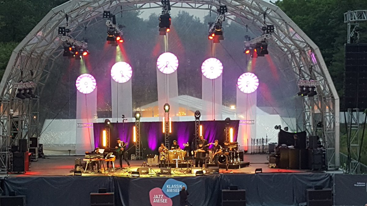 WeberBernd2's tweet photo. Jazz am See in Erlangen - just amazing https://t.co/FTRJSV605a
