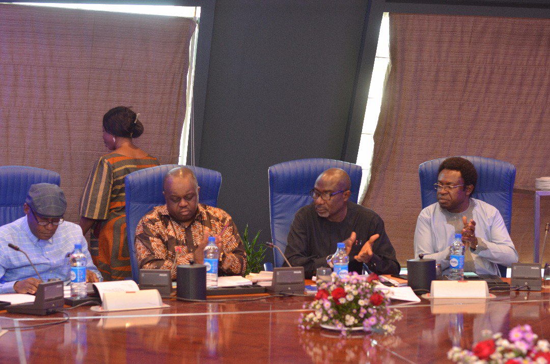 lanretejuoso's tweet photo. Tonight, my committee &amp; key partners review the National Health Insurance Commission bill. It is my hope that Nigerians will be proud of the outcome of these efforts. #Nigeria #HealthForAll #HealthForAllNaija #UHC https://t.co/ecFKXBOwOC