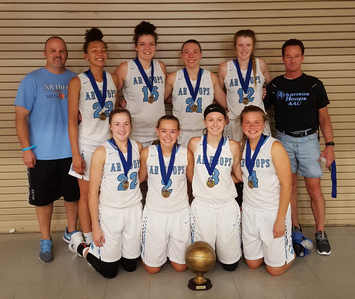 AR Hoops Basketball tweet media