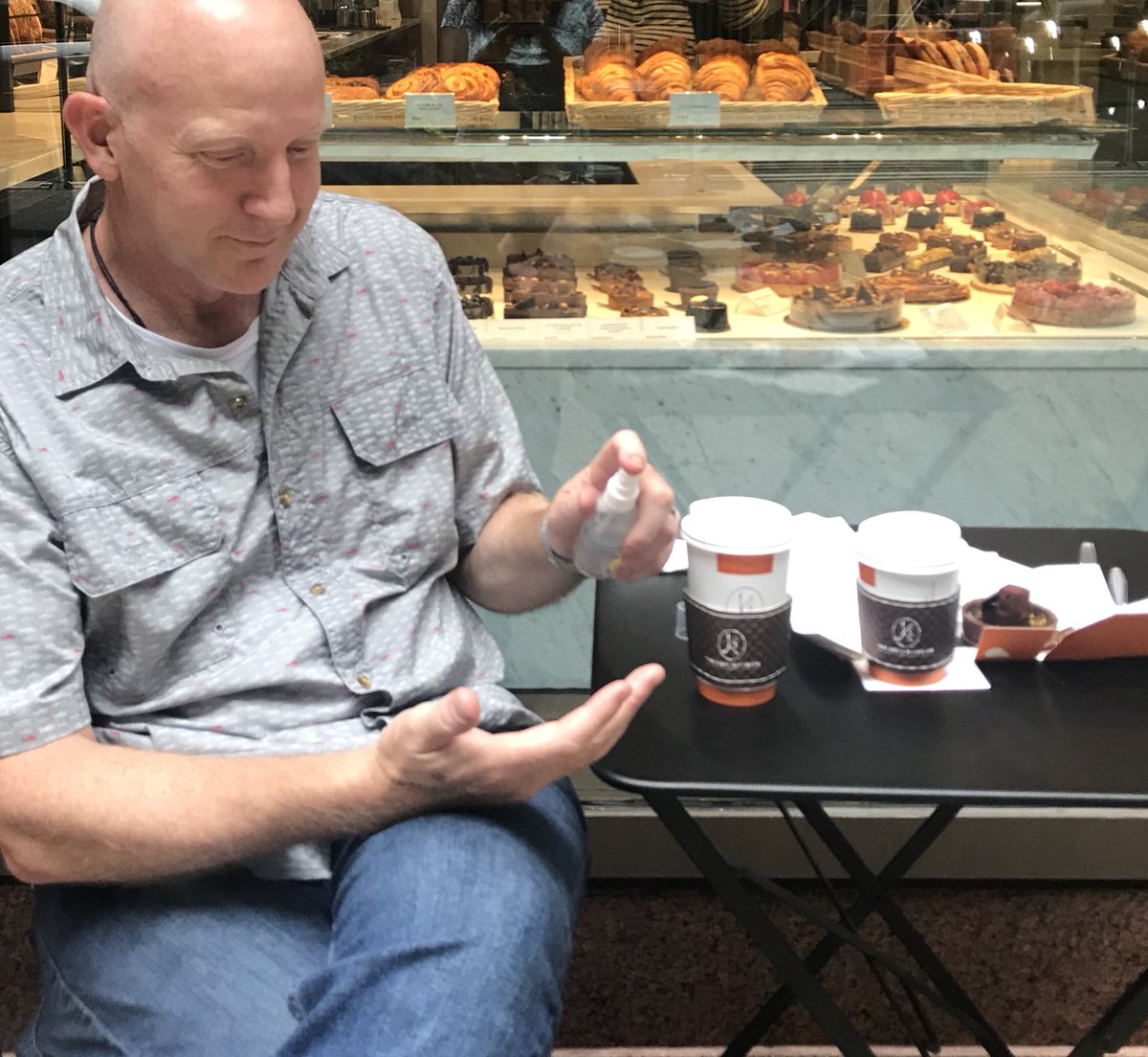 toddchristenson's tweet photo. #Cleanzing for afternoon tea in NYC @Cleanzing_ https://t.co/E1rAQpZHRe