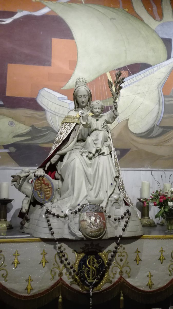 cathosfrancais1's tweet photo. #Marie, Notre Reine #Guidez Nous ! https://t.co/n0pQRfT4hm