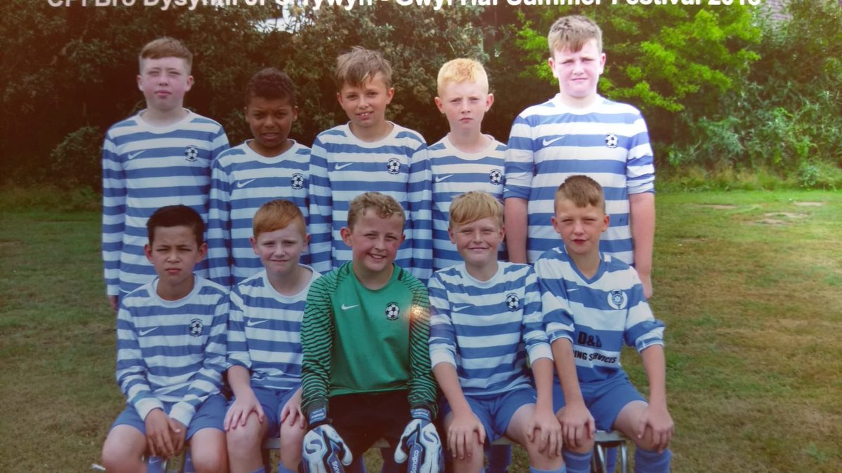 SJB_AFC's tweet photo. Our U12s came 3rd in the Wales Cup today, playing a year up. Well done lads! #grassrootsfootball https://t.co/4zaYFJKxx2