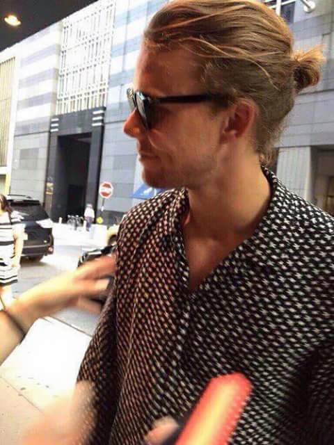 Shady_rhea's tweet photo. Rt for the manbun Ashton

#MTVHottest 5SOS https://t.co/dh3Spx4jKS