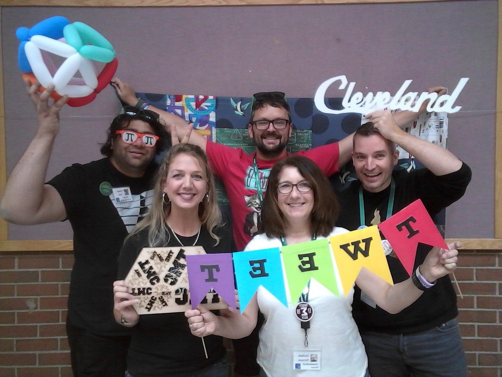 TMCSelfie's tweet photo. #TMC18selfie https://t.co/KnNbhYLOaU