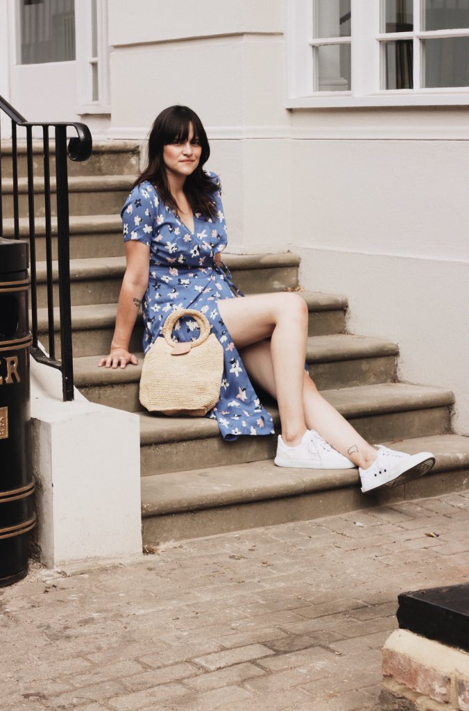 thefairedit's tweet photo. Sundazed 💙 yet another @the_noces  bag via I Love Designer because I’m addicted, @PeopleTree dress and @EthleticBrand trainers! https://t.co/t1vF7G44r4