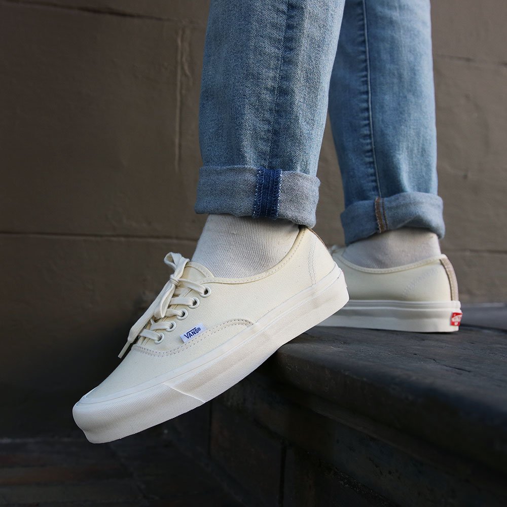 vans vault og authentic lx white & safari