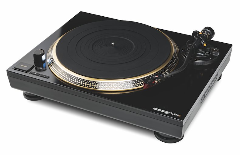 whathifi's tweet photo. Fancy a direct drive turntable? Reloop Hi-Fi has you covered https://t.co/7KaIBlQ2UW https://t.co/NosxAMPLRy