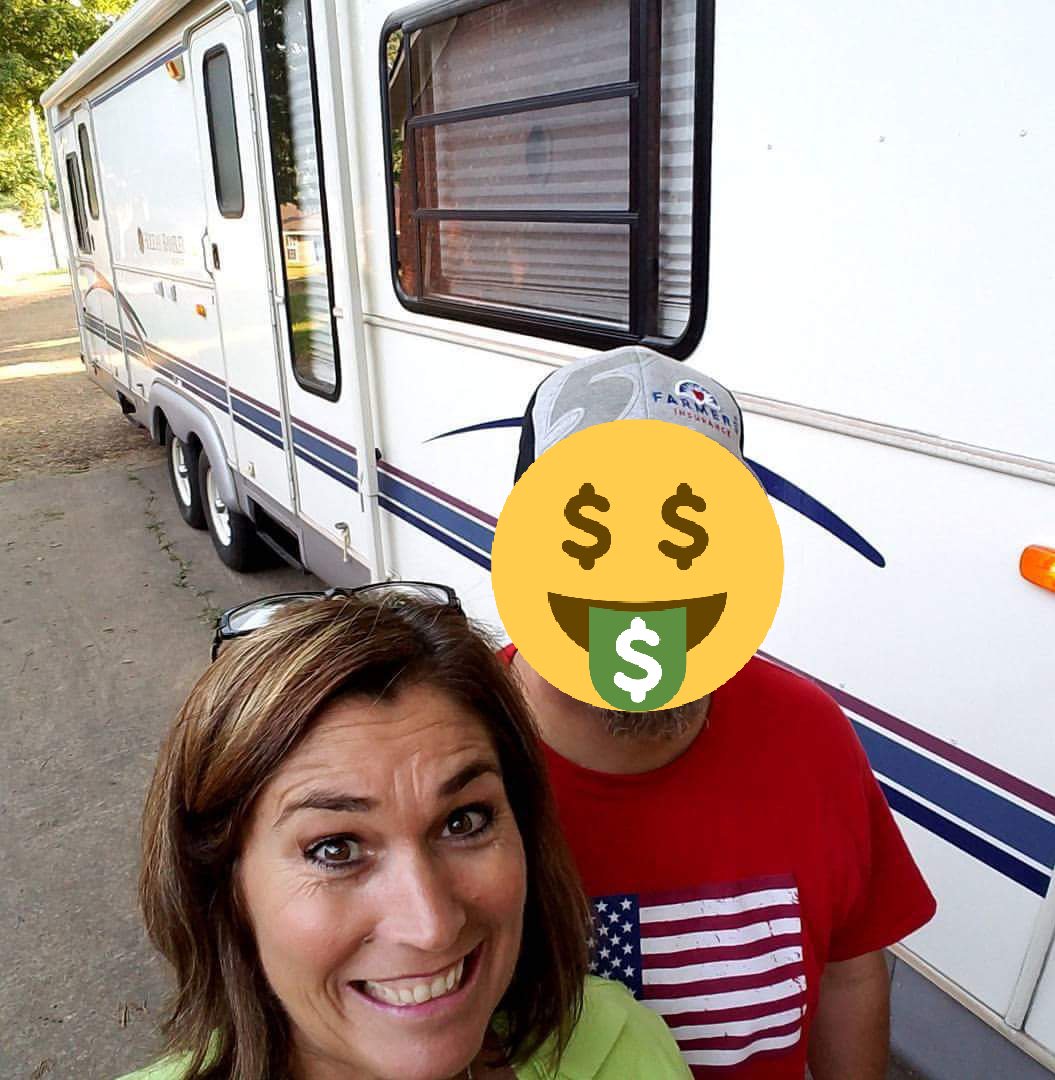 foronerose's tweet photo. One year.. 12 loan payments.. exactly THREE trips! #wastedmoney #moneyflyingoutourasses #yarddecorationonly #wheelrotforreal https://t.co/pvBBXDmA1l