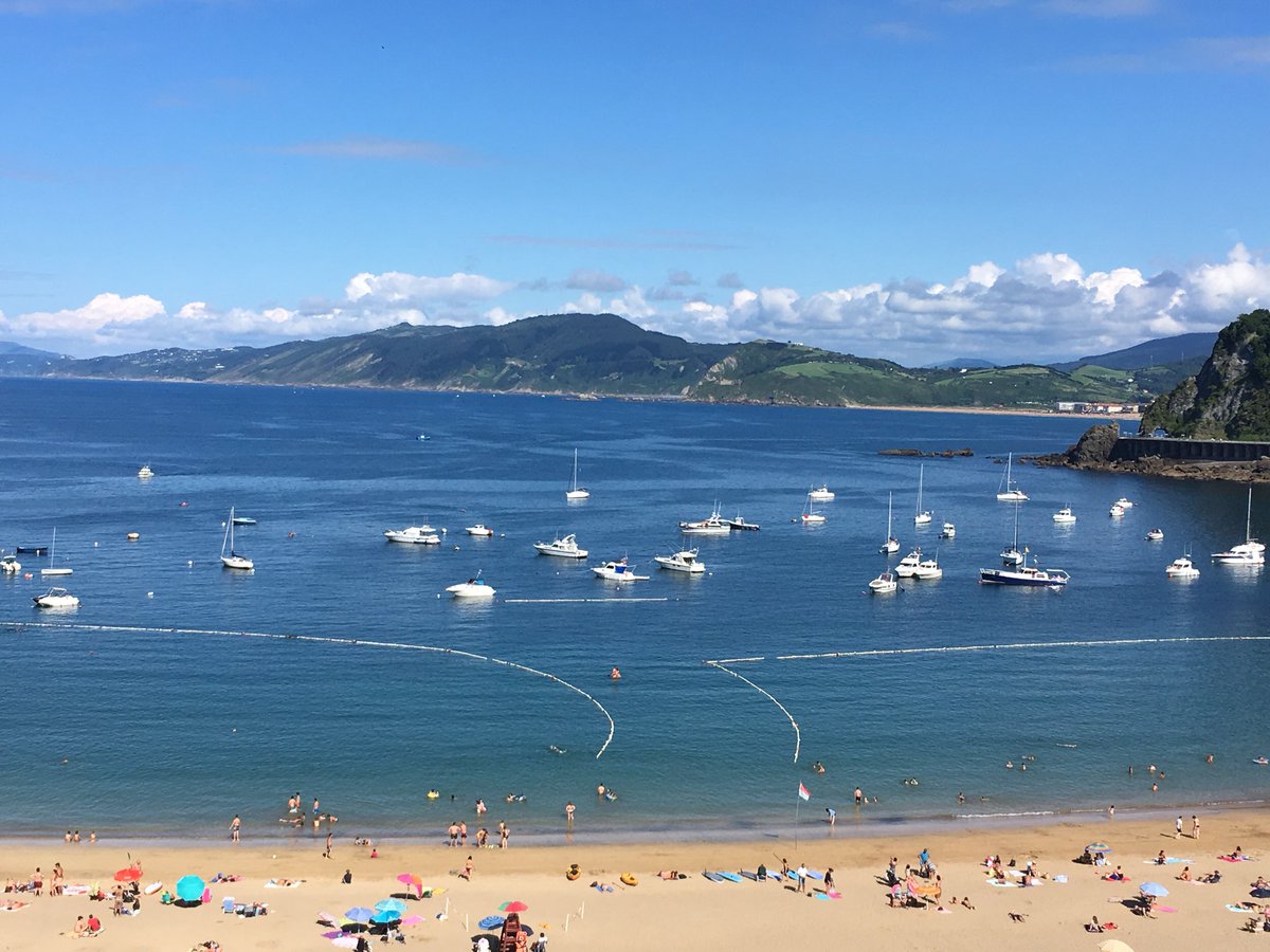 aezenarro's tweet photo. #getaria #summer #noTimetable https://t.co/gu8NnRx4Vg