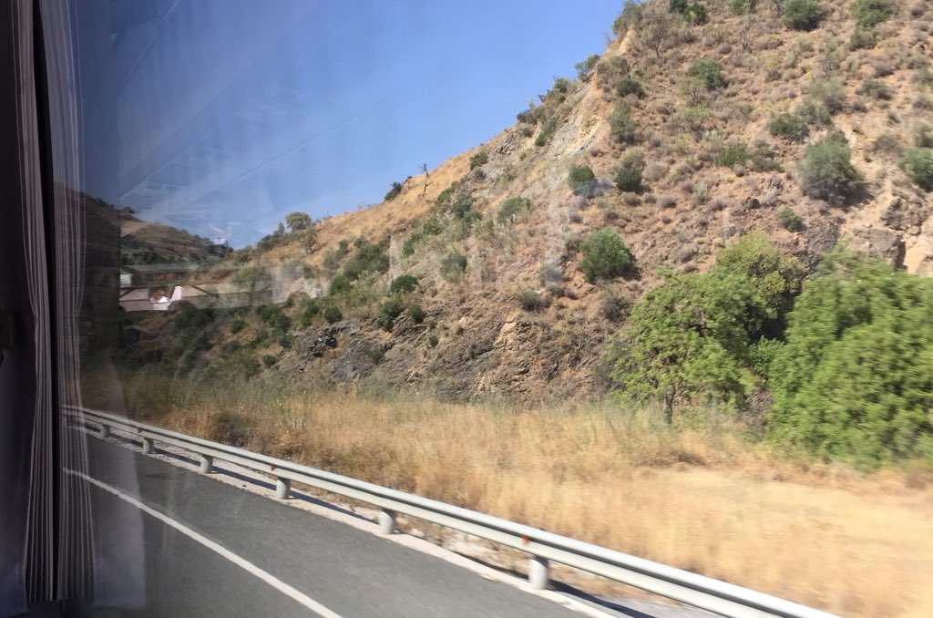 BehindTGames's tweet photo. De vuelta a una remota ciudad llamada Cáceres...Buena experiencia en la @Gamepolis_org. Suscriptores de todas las edades majisimos que he podido conocer. Sois increíbles #behinders, gracias por tanto cariño,y gracias @Josanguz por acogerme. Mañana el canal vuelve a la normalidad! https://t.co/iHAMAOMr4Q
